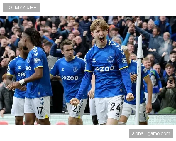 韦尔布吕亨神勇发挥助曼城紧追榜首，英超争冠悬念再起