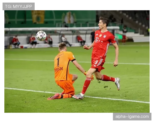 莱万多夫斯基强势登顶，荣膺2023年欧洲金靴奖