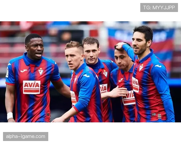 拉科鲁尼亚状态回暖，近期表现备受关注并引发热议