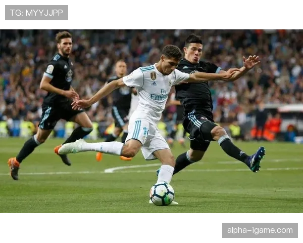 阿什拉夫重返首发位置 阿什拉夫重返首发位置